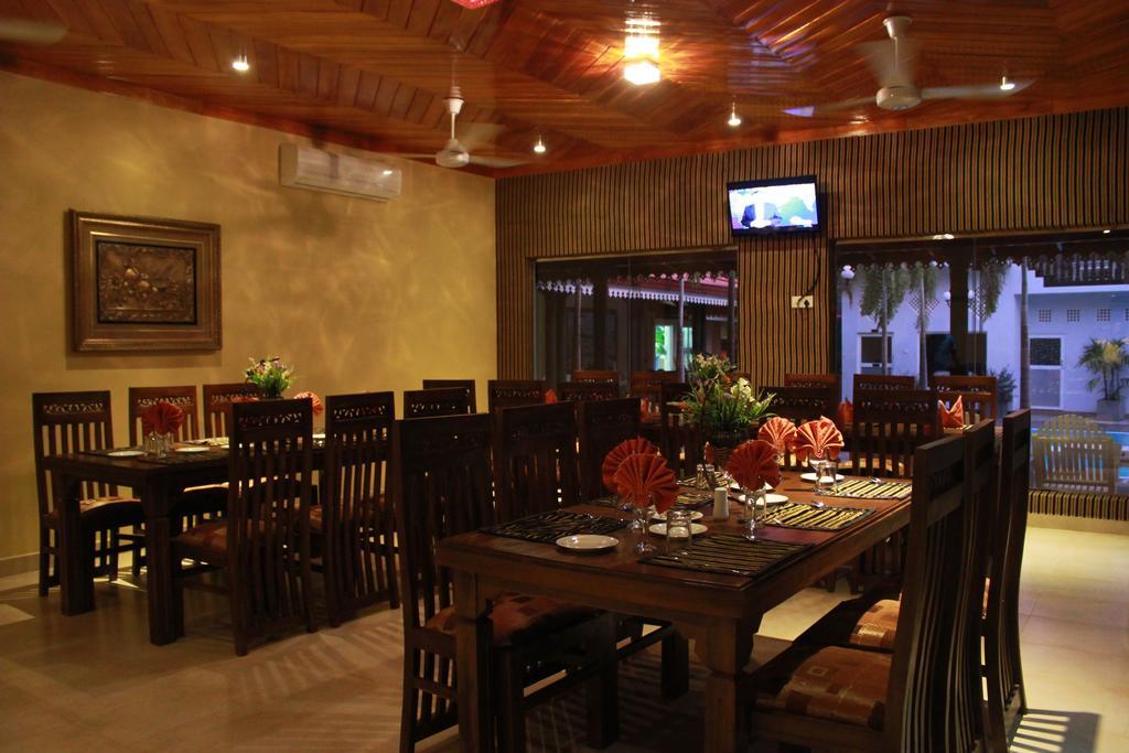 Jkab Park Hotel ตรินโคมาลี ภายนอก รูปภาพ
