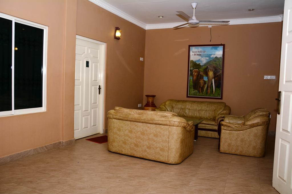 Jkab Park Hotel ตรินโคมาลี ภายนอก รูปภาพ