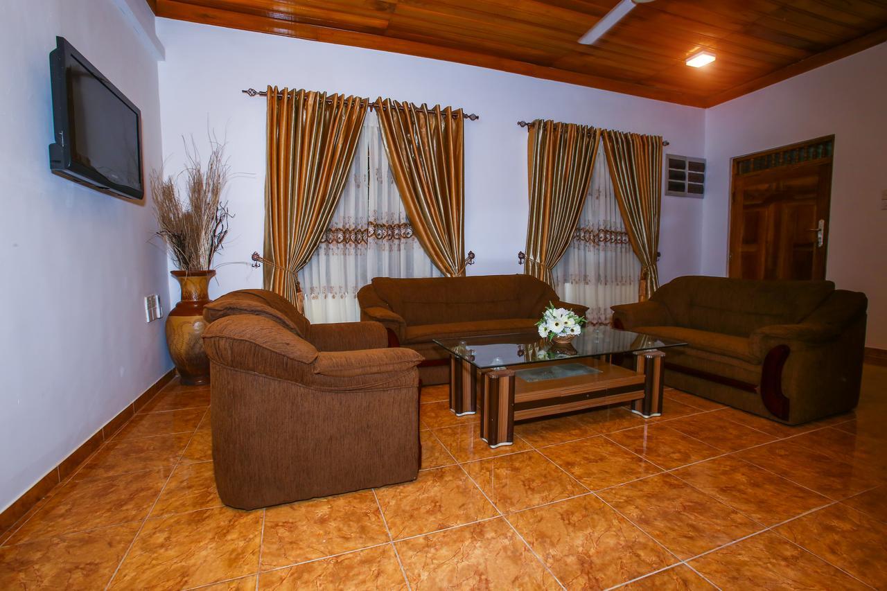 Jkab Park Hotel ตรินโคมาลี ภายนอก รูปภาพ