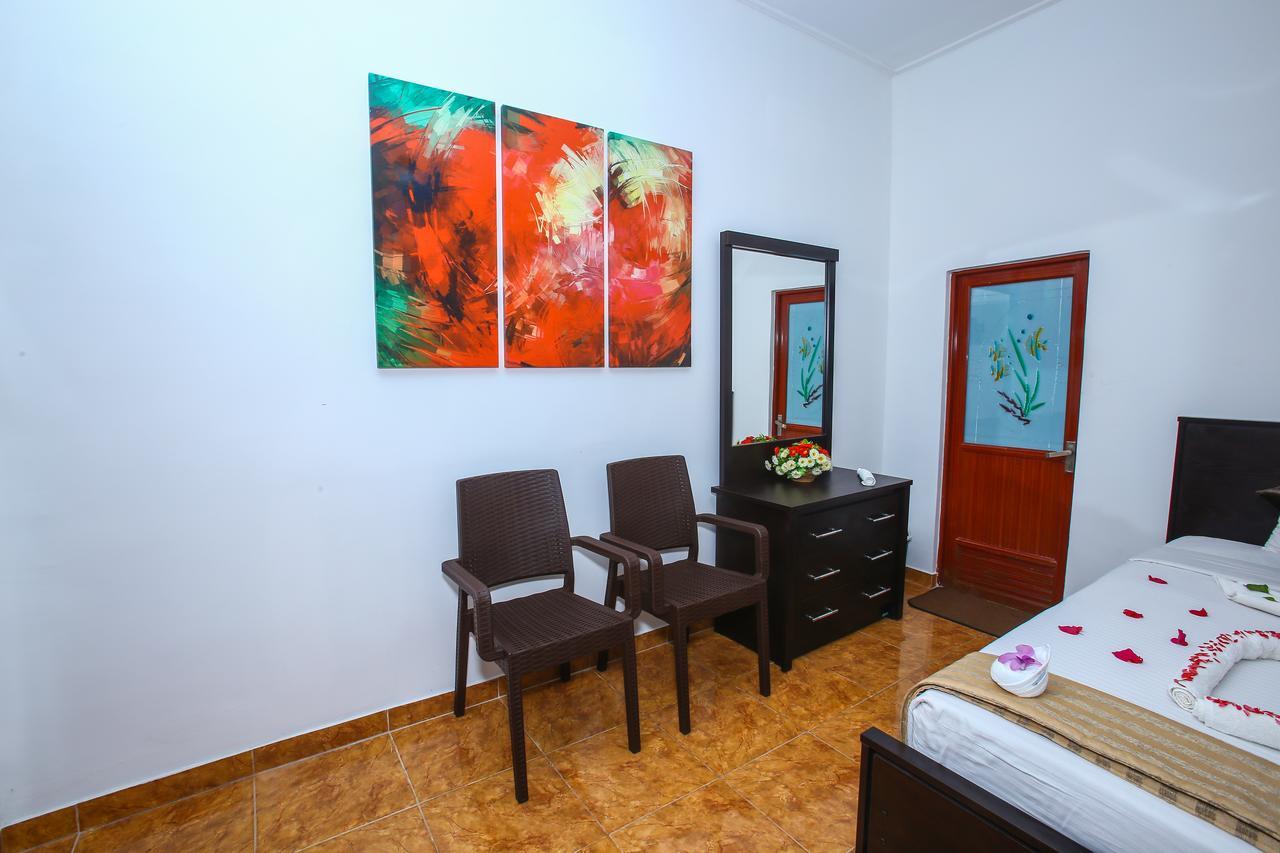Jkab Park Hotel ตรินโคมาลี ภายนอก รูปภาพ